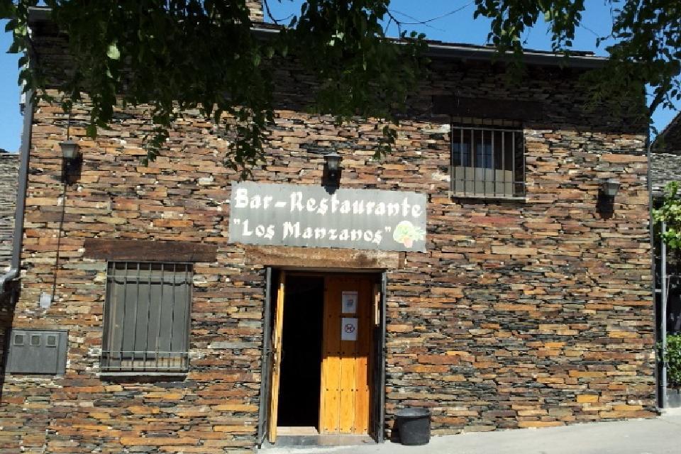 Los Manzanos